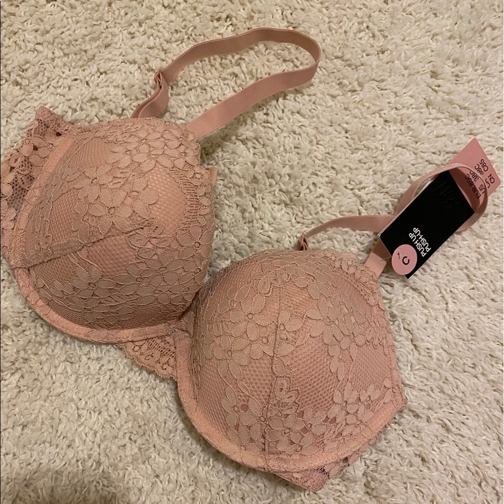 Lacy Push up bra